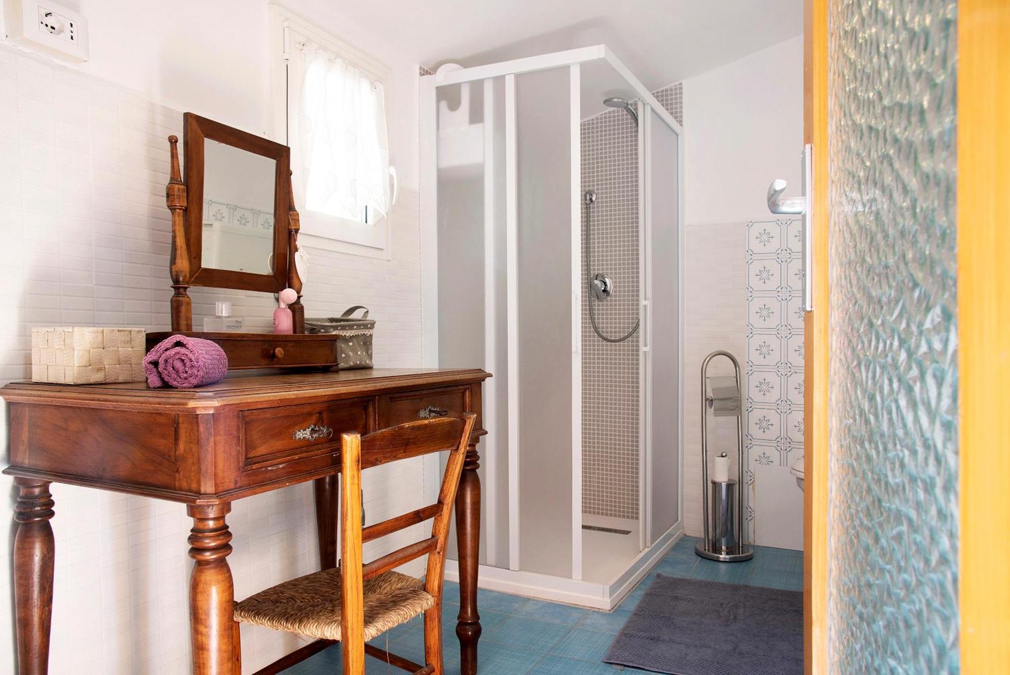 Ferienwohnung La Vecchia Torre Porto Valtravaglia Exterior foto